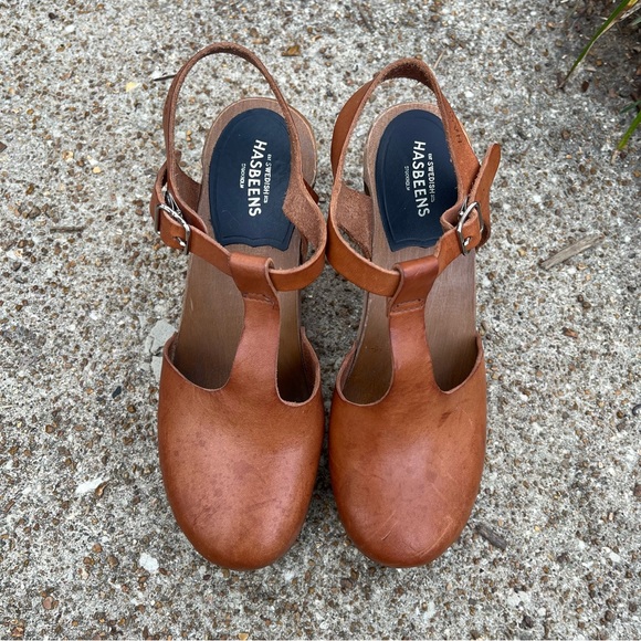 Swedish Hasbeens T-strap style clog - Picture 2 of 10